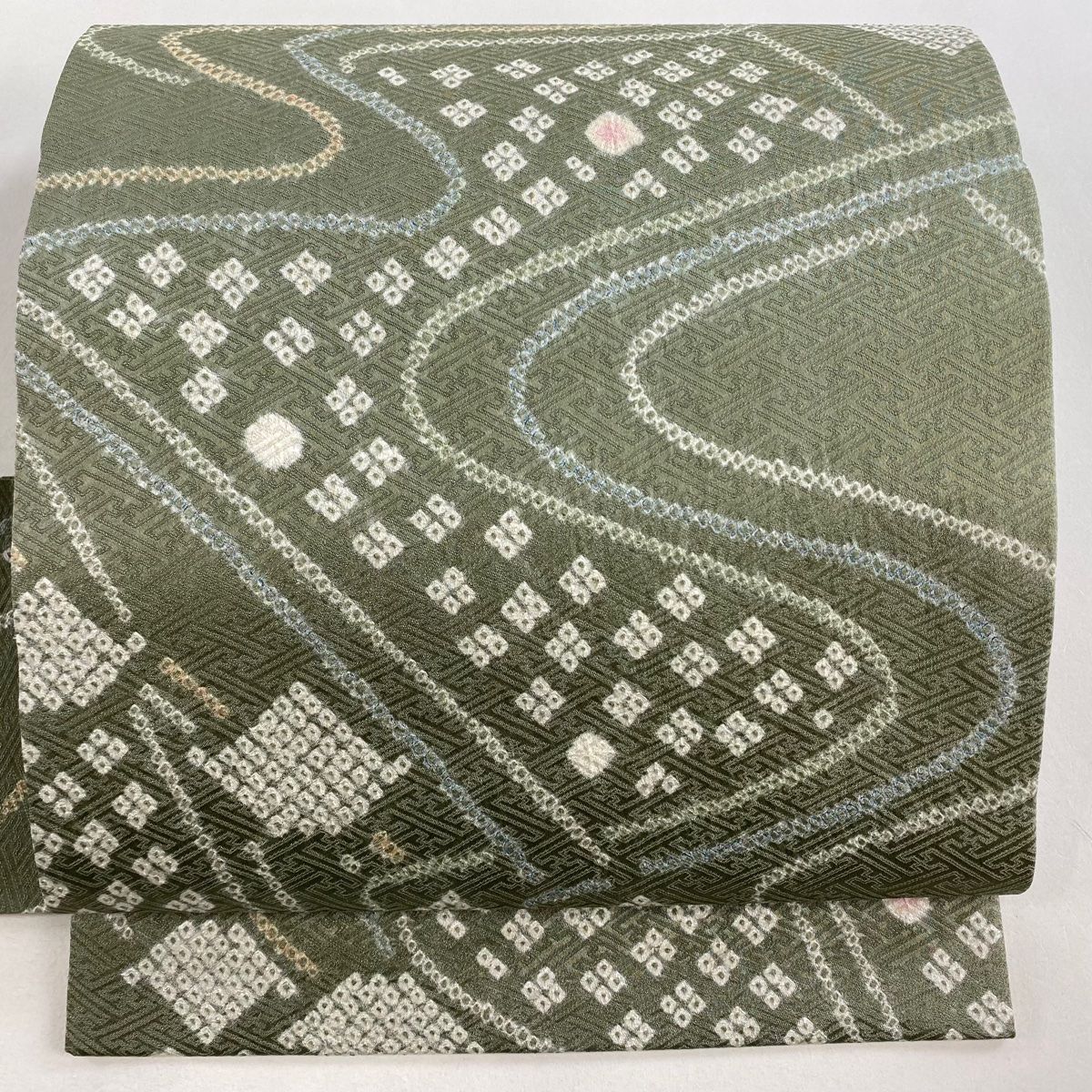 名古屋帯 秀品 流水 紗綾形 鶯色 正絹