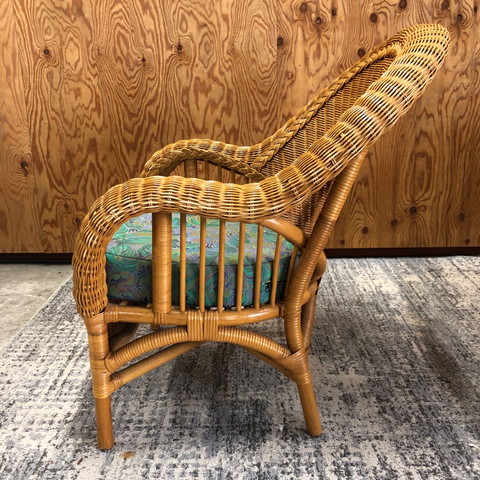 ラタン製ソファ