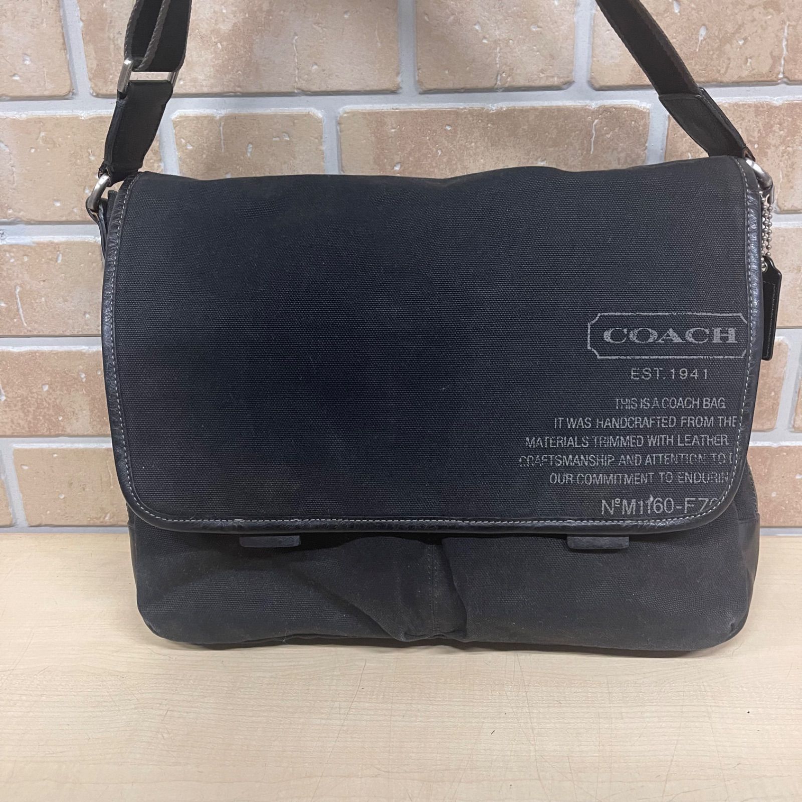 コーチ メッセンジャーバッグ ショルダー ブラック Brandol / COACH コーチ ボディバッグ シグネチャー