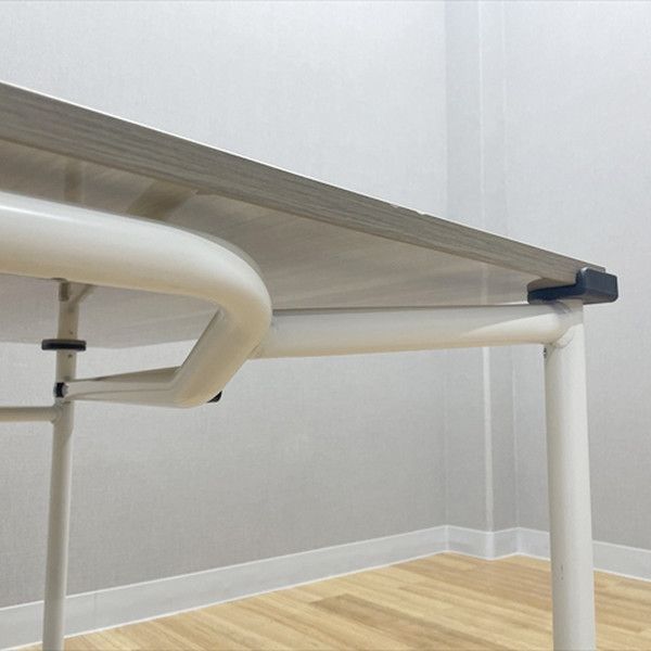 ミーティングテーブル