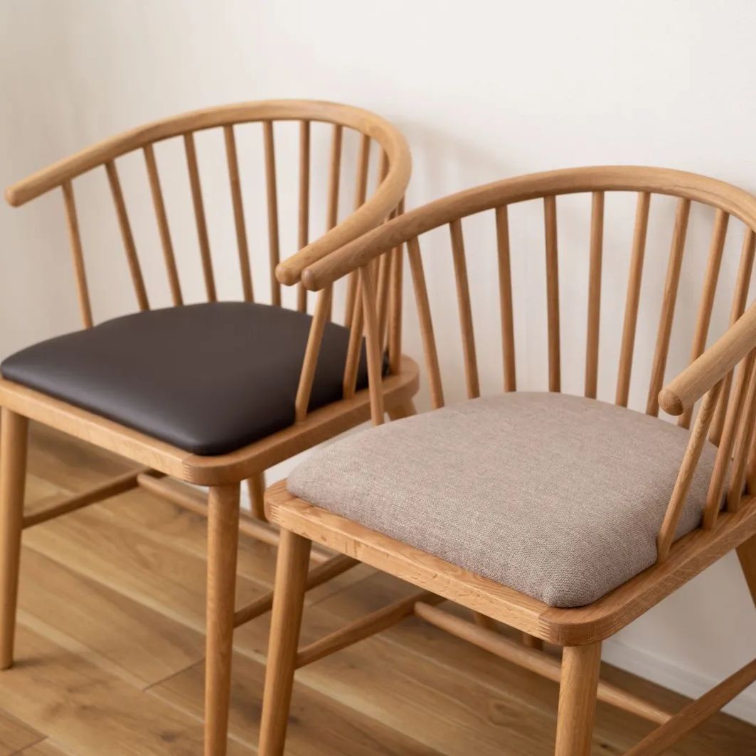 飛騨 イバタインテリア ダイニングチェア 2脚 展示品 イバタインテリア