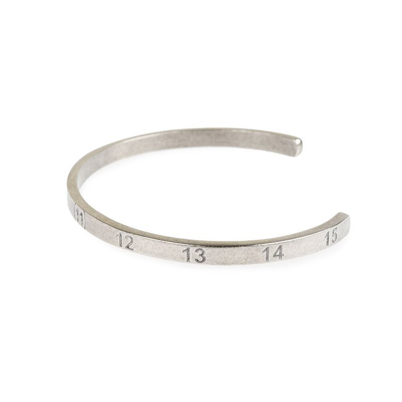 Maison Margiela マットバングル Maison Margiela(メゾンマルジェラ) / スリムマットシルバー