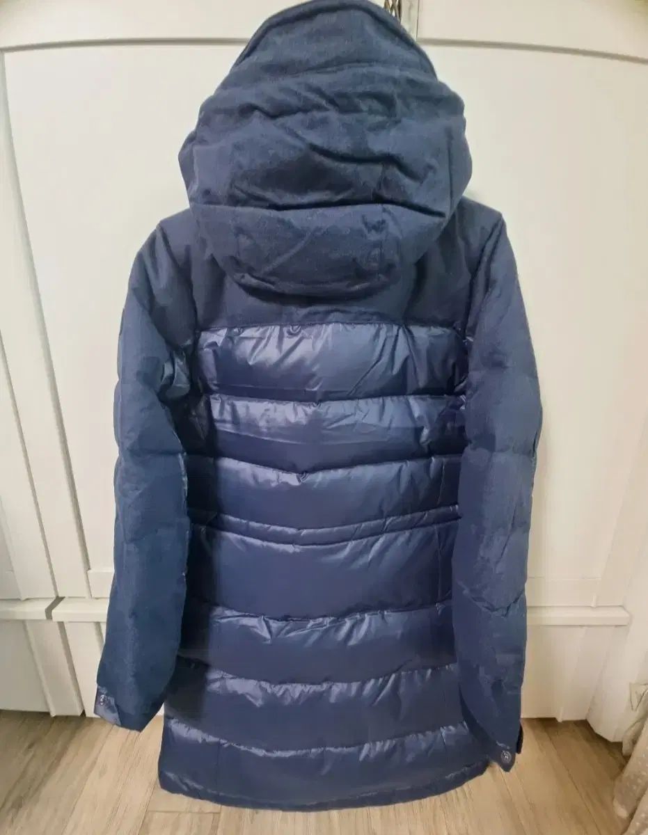 ☆Patagonia☆ 高機能 肉厚軽量 防風 ダウンセーター C-3641 ☆Patagonia☆ 高機能 肉厚軽量 防風 ダウンセーター C-3641