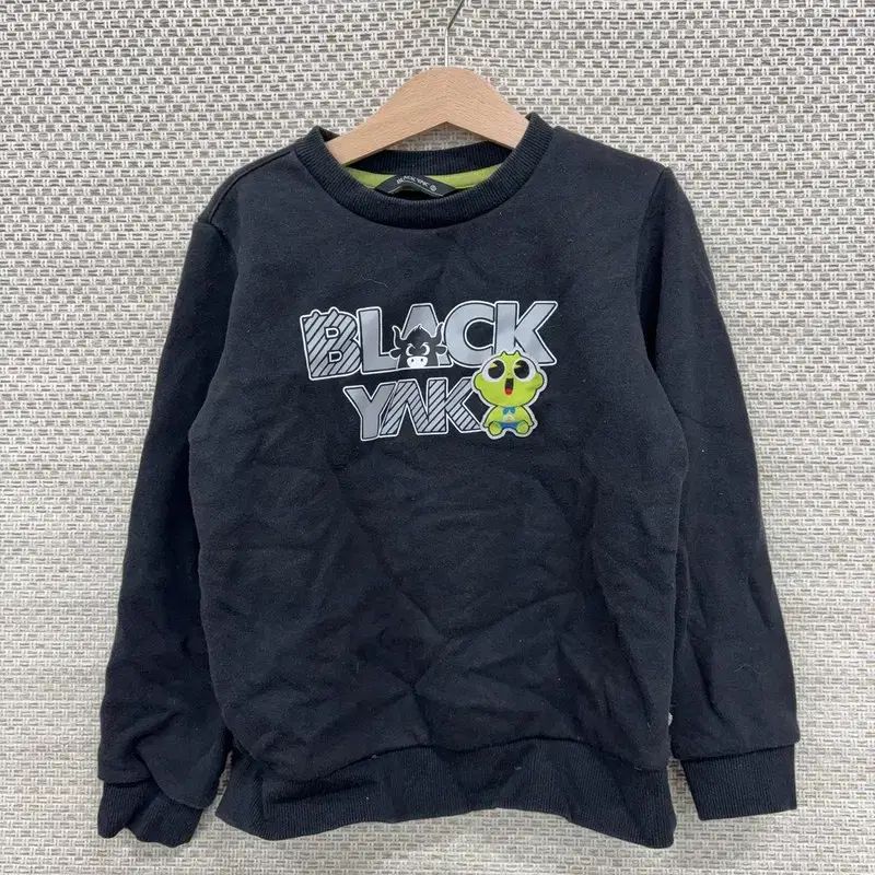 BLACK YAK(ブラックヤク) キッズ 黒 トレーナー 130 B00432