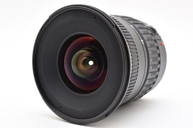 TAMRON SP AF 11 18 mm F 4 5 6 DiII A 13 E Canon EF Sマウント用 APS C対応超広角ズーム ダイナミックな広角描写 軽量設計 レンズ内1点ゴミ混入あり 動作良好
