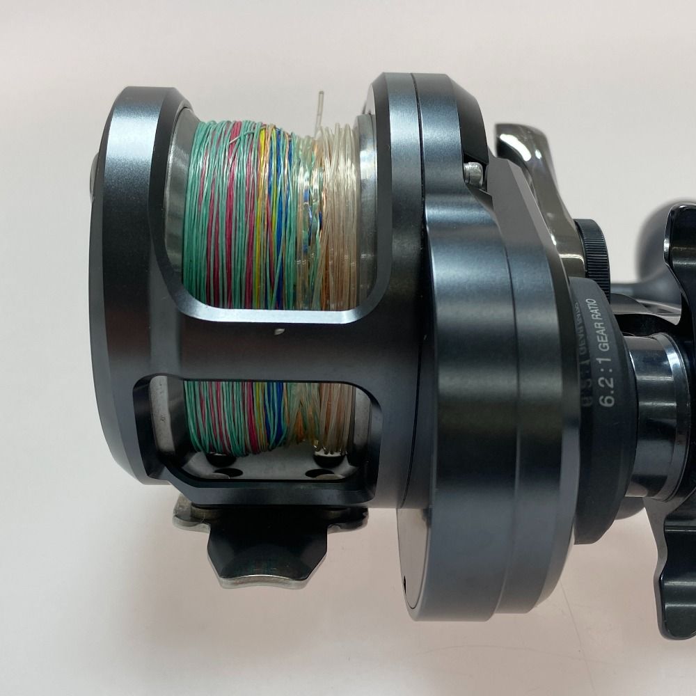 §§SHIMANO シマノ オシアジガーFCNR 2001HG  04005 ベイトリール