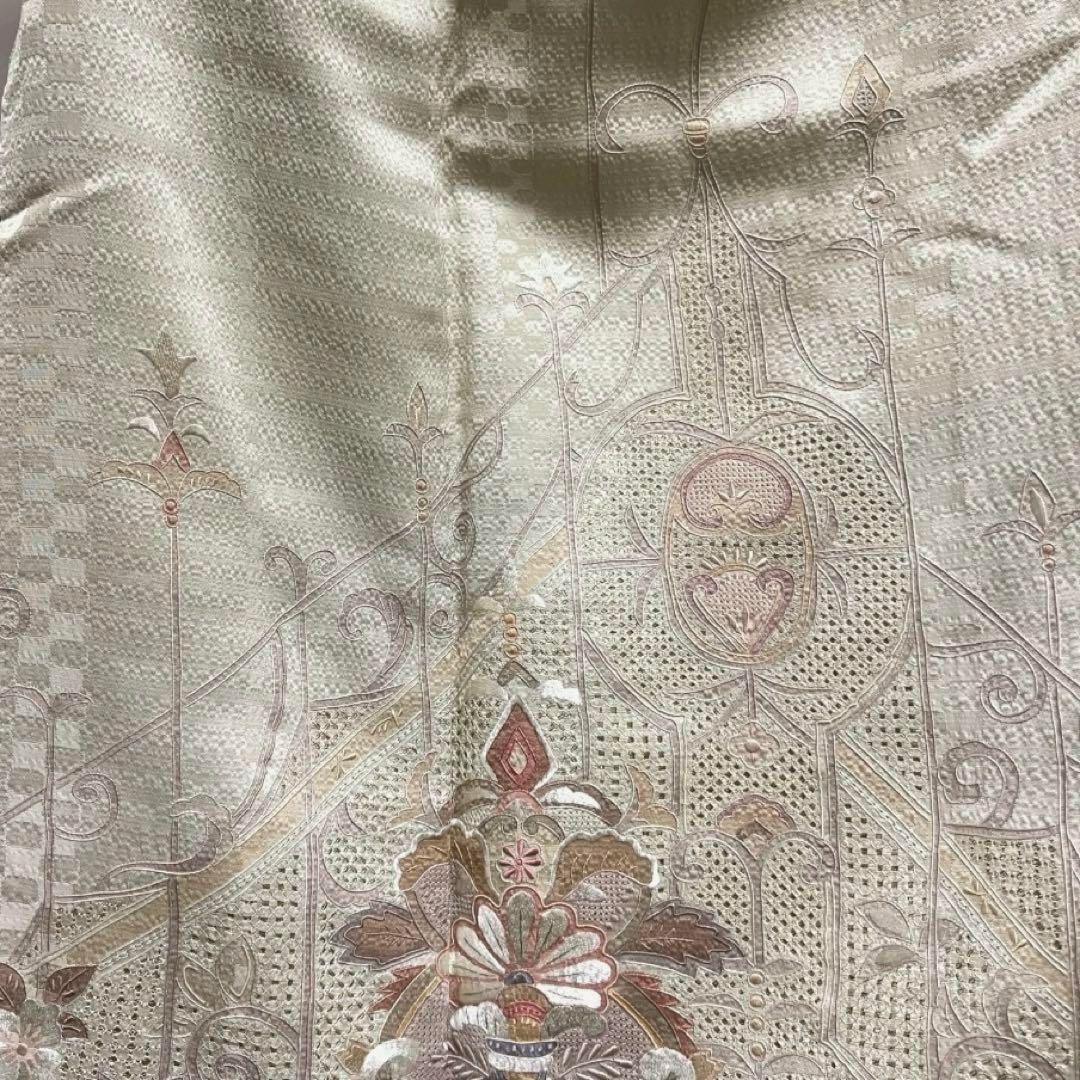 付け下げ　スワトウ刺繍　唐花　唐草　市松　アラベスク　着物　021a d 付け下げ スワトウ刺繍 唐花 唐草 市松 アラベスク 着物 021a d