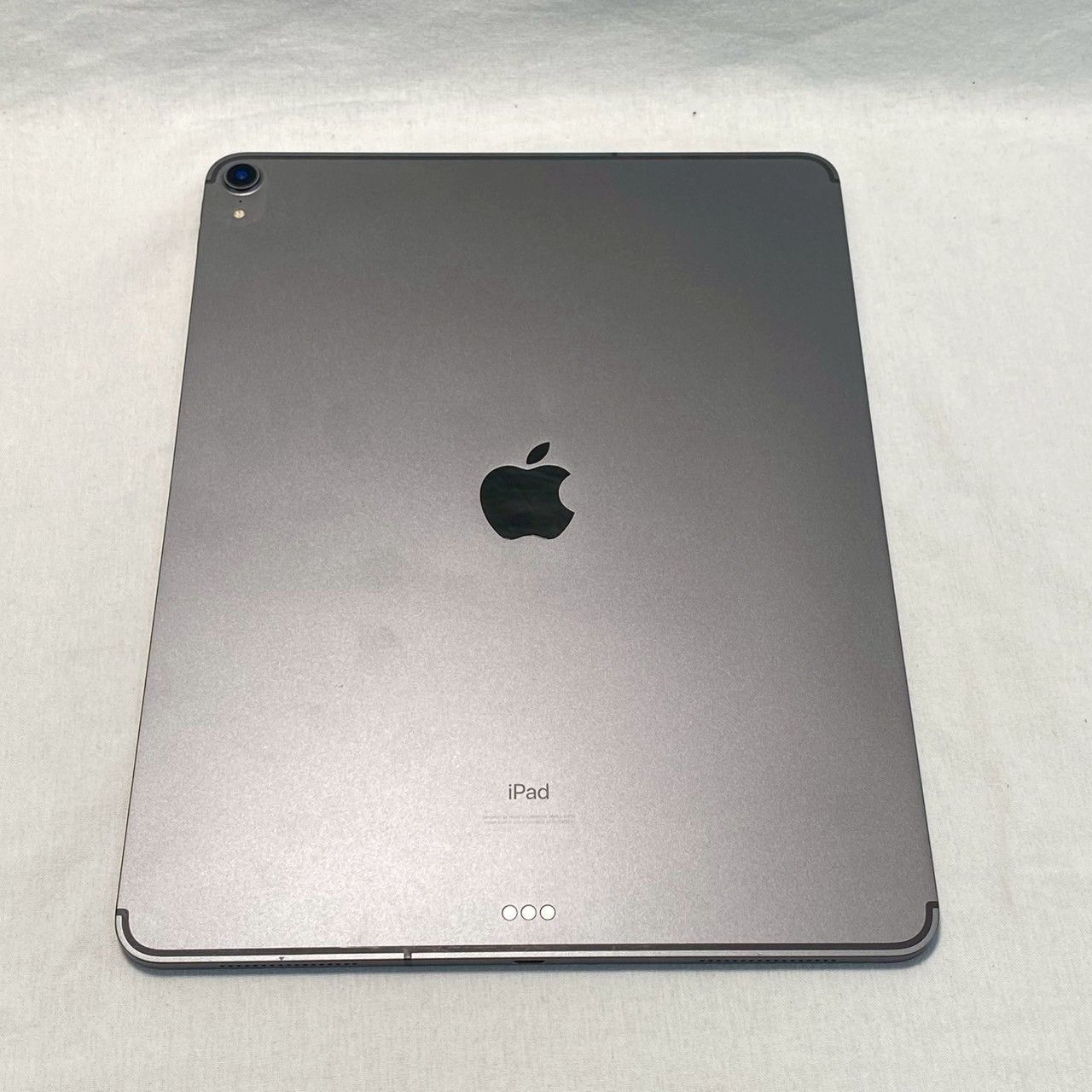 美品】iPad/Pro/12.9インチ/第3世代/256GB/スペースグレイ/SIM