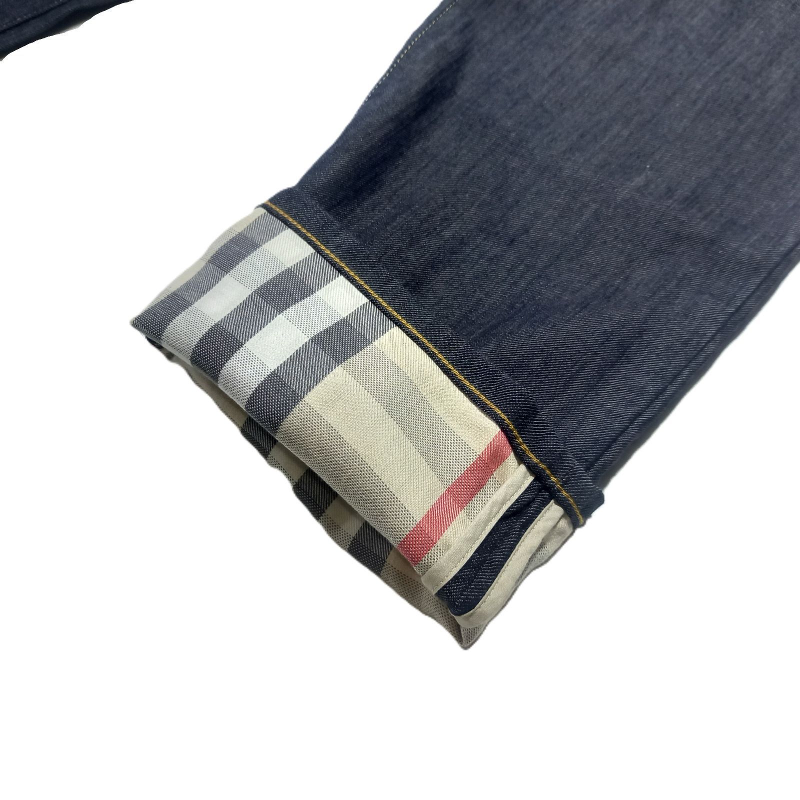 BURBERRY(バーバリー) ストレートデニムパンツ ブラック FQA30‐350 Burberry 　ストレートデニム