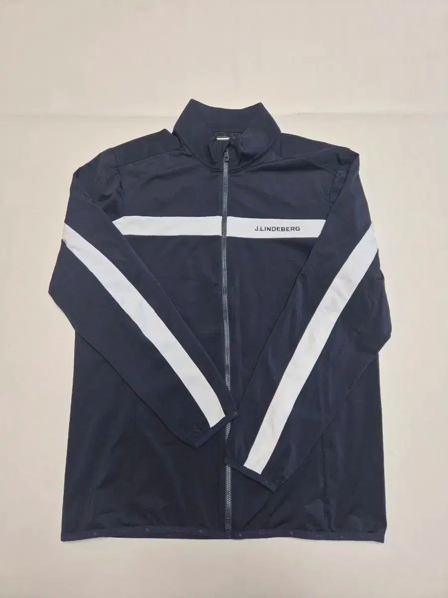 J.LINDEBERG J.リンドバーグ ジャビスミッド 層 ゴルフ ジャケット