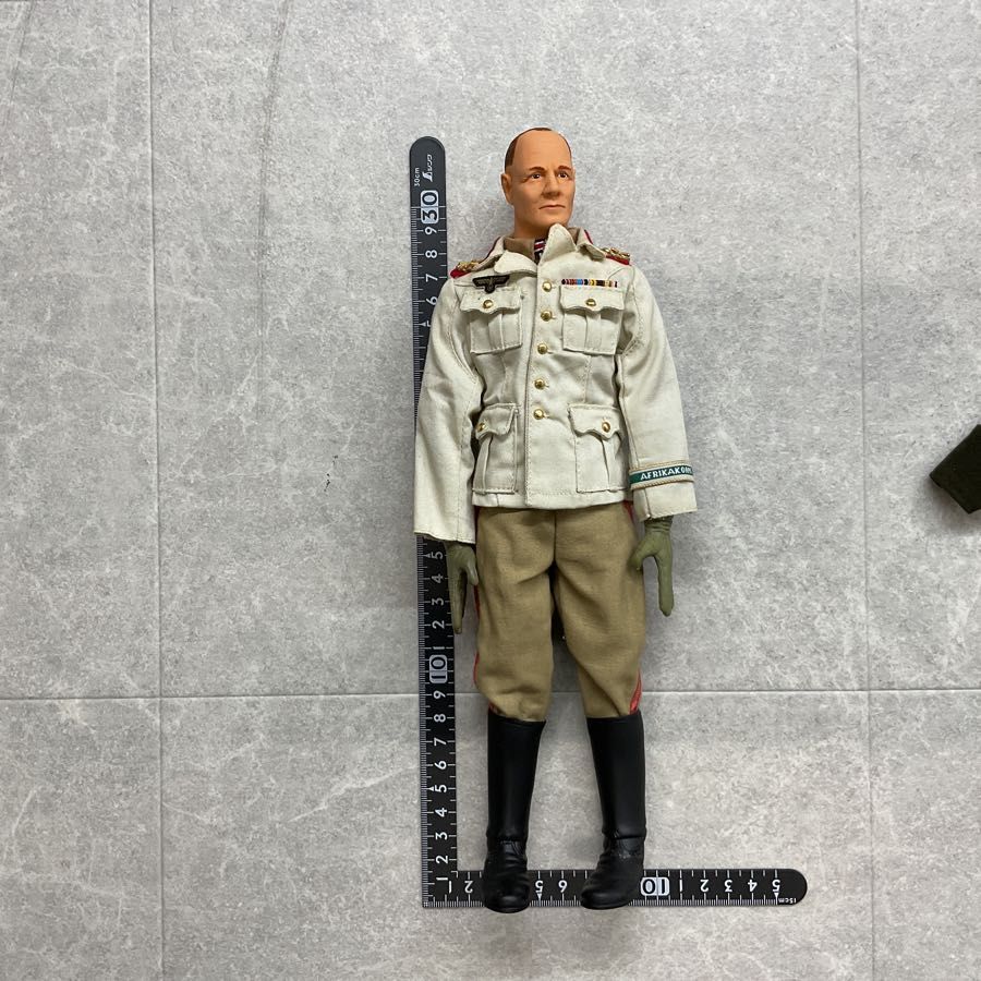 1/6 フィギュア ドイツ軍 ロンメル 砂漠の狐