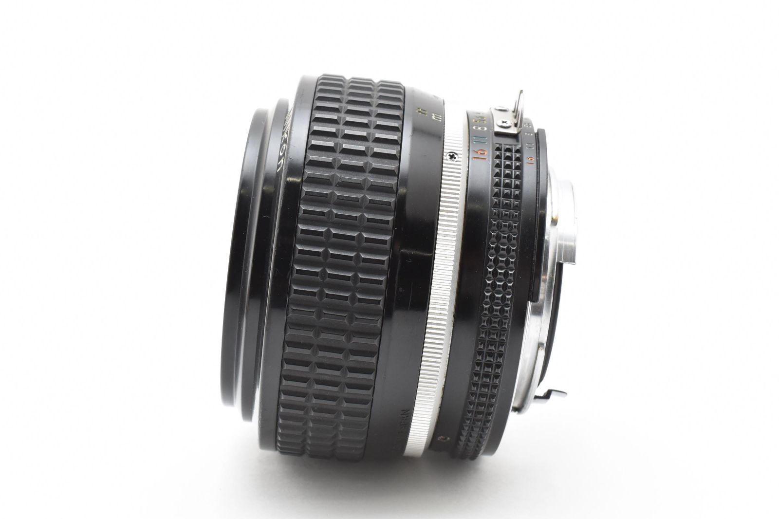 明るい単焦点 大口径