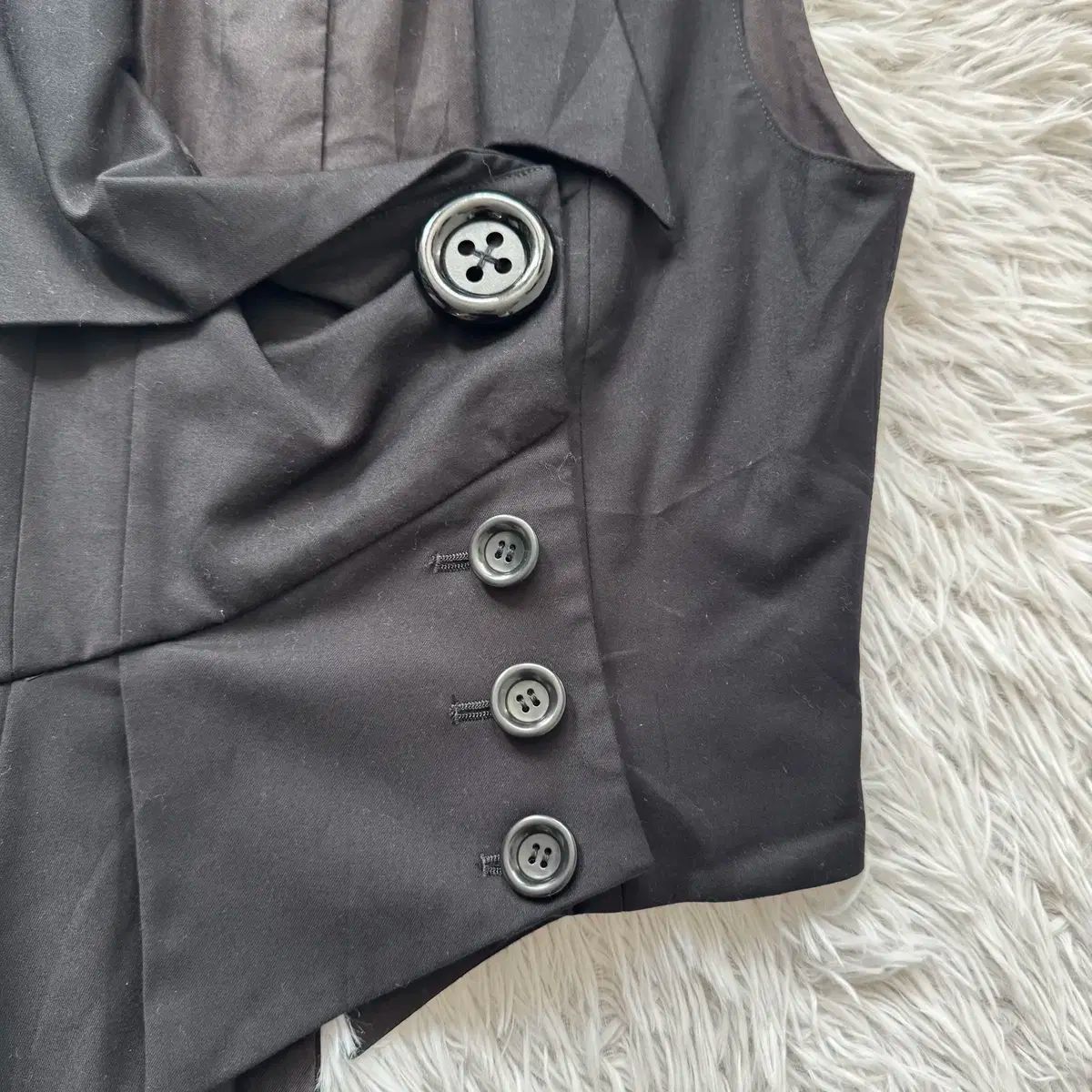 アシンメトリー ベスト