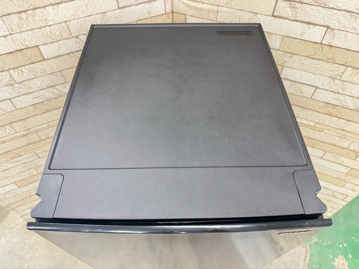 大阪送料無料☆3か月保障付き☆冷蔵庫☆シャープ☆2ドア☆2023年☆SJ