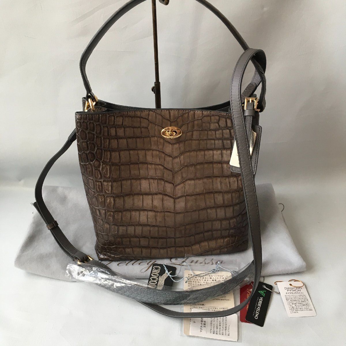 極美品 ペレリールッソ Pelley Lusso グラデーション 極美品 ペレリールッソ Pelley Lusso グラデーション