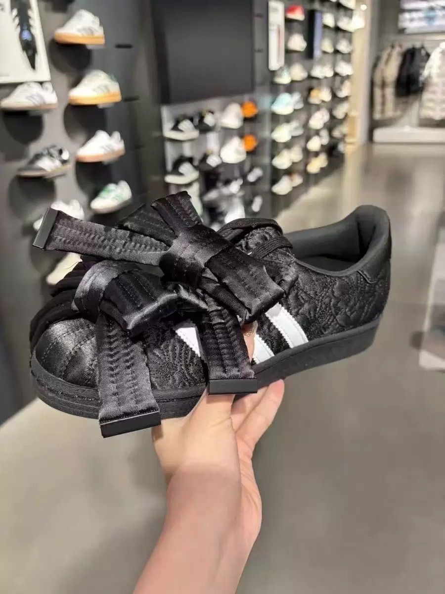 adidas ✕ CAROLINE HU Superstar アディダス キャロライン フウ