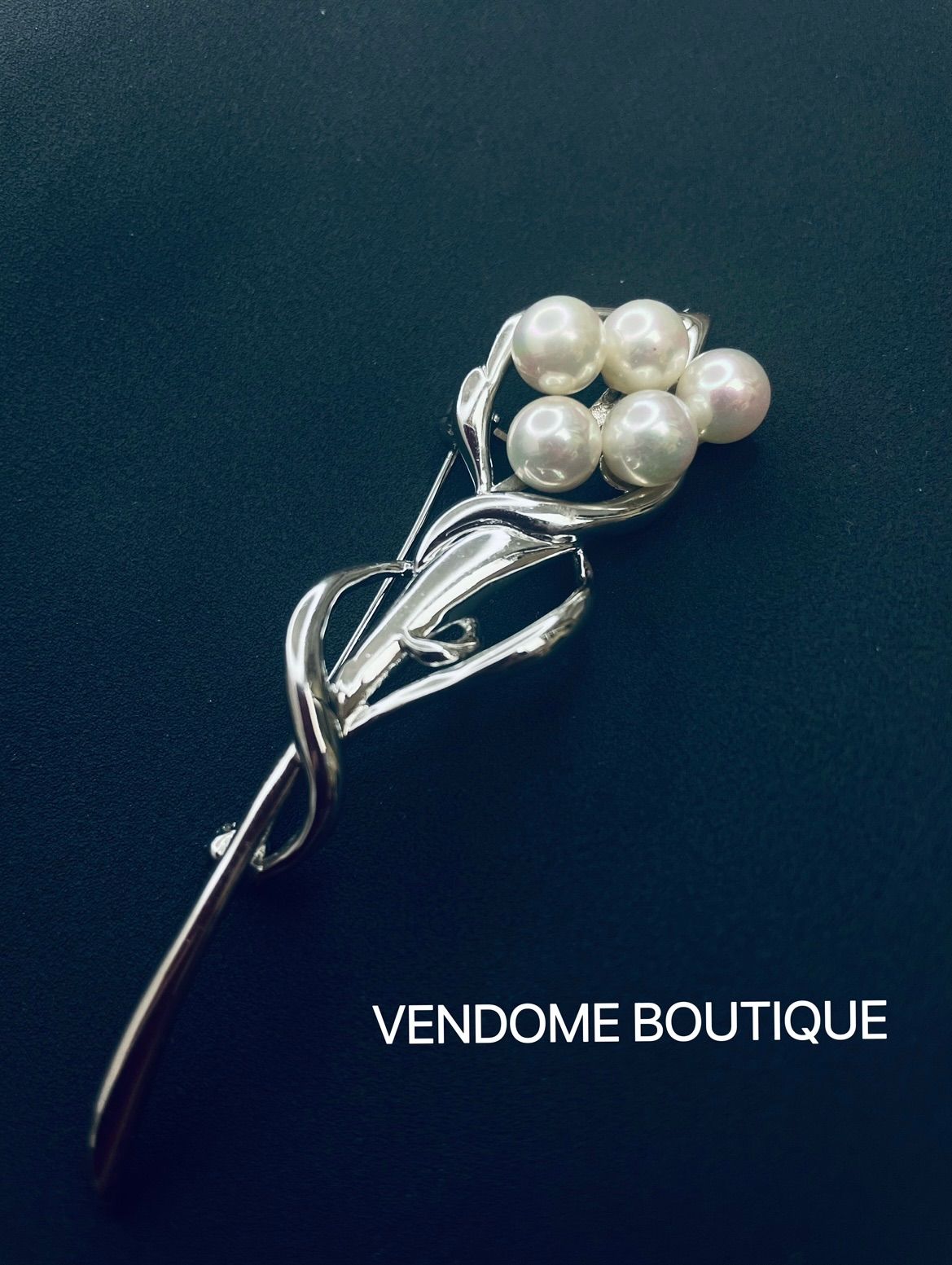 本物 VENDOME BOUTIQUE ヴァンドームブティック ブローチ貝パール