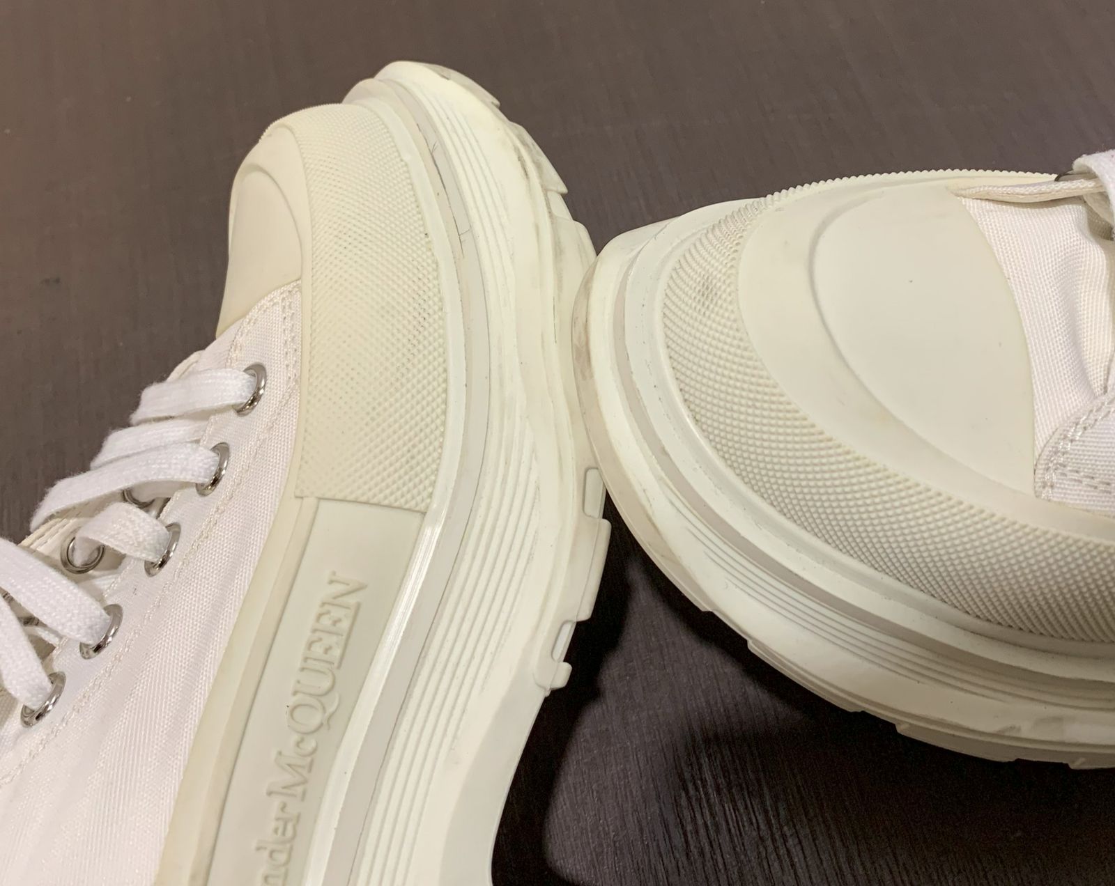 ALEXANDER MCQUEEN アレキサンダーマックイーン 611705 ハイカット 