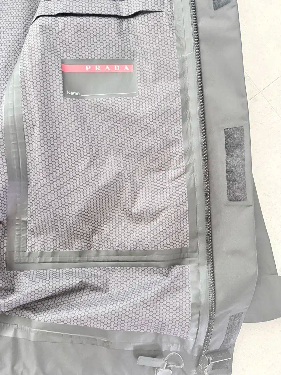 プラダ フードジャケット