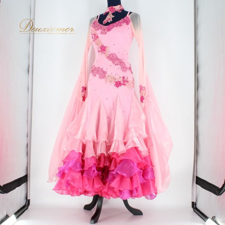 社交ダンス 衣装