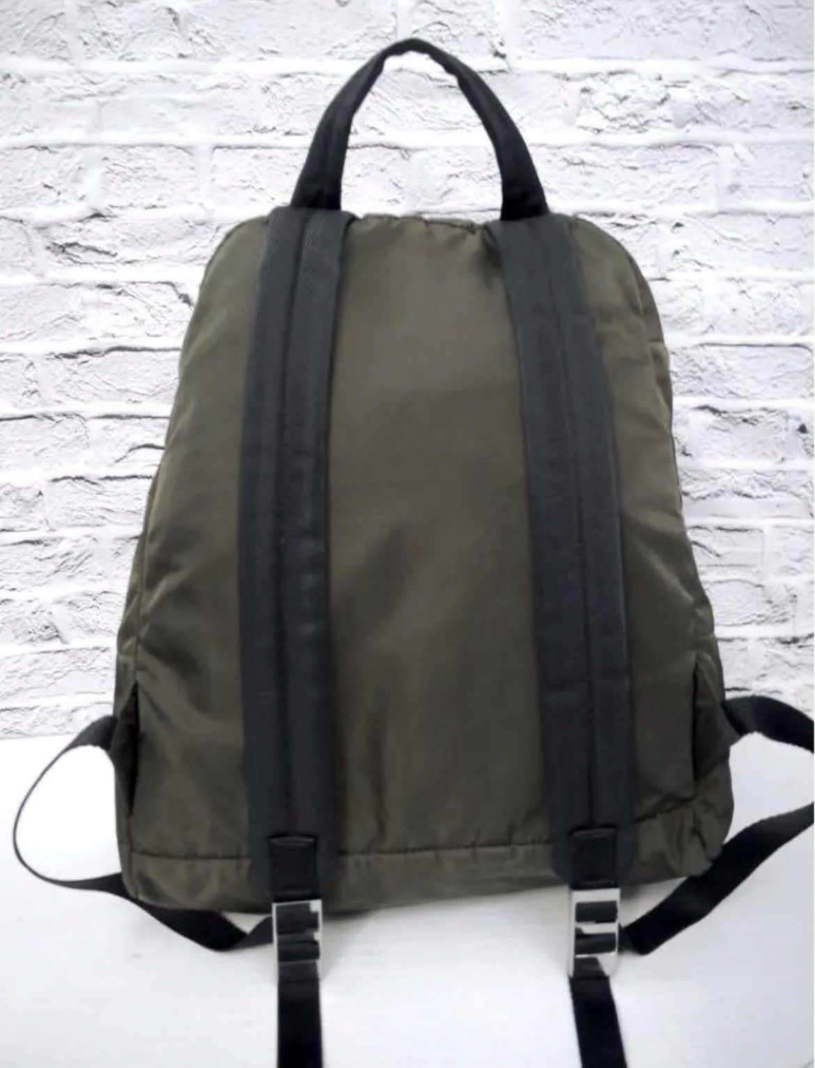 美品◇PRADA プラダ BZ0026 大容量 男女可 ミリタリー テスート