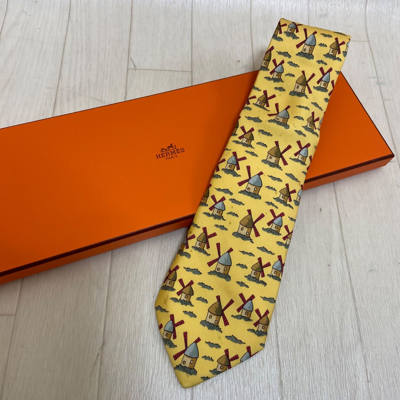 HERMES イエロー ネクタイ 鑑定済み】正規品 難あり エルメス HERMES ネクタイ イエロー