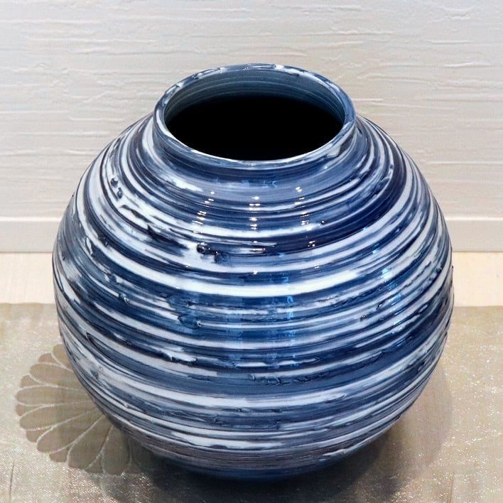 日展作家【草場正人】有田焼 花瓶 日展作家【草場正人】有田焼 花瓶