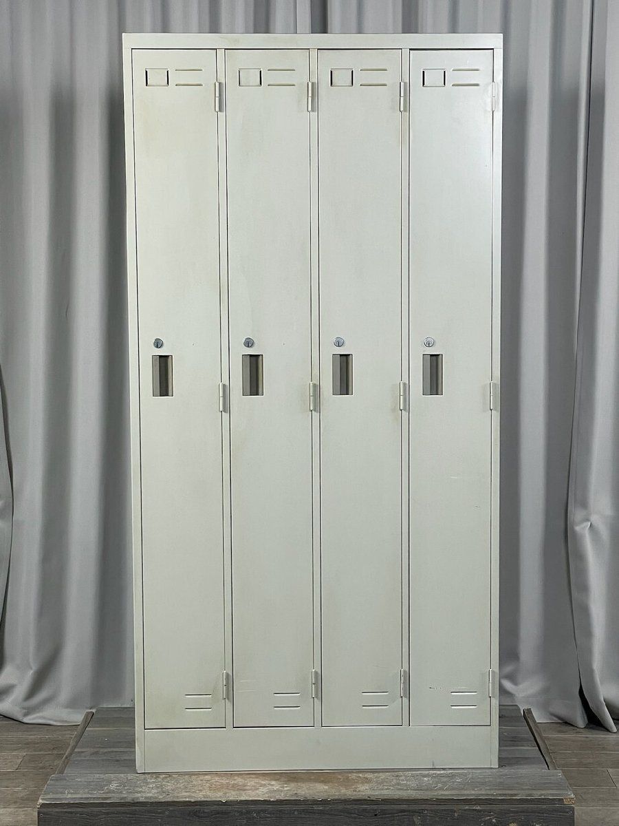 0013 コクヨ 4人用 ロッカー 事務用品 オフィス KOKUYO|神奈川県秦野市|A5