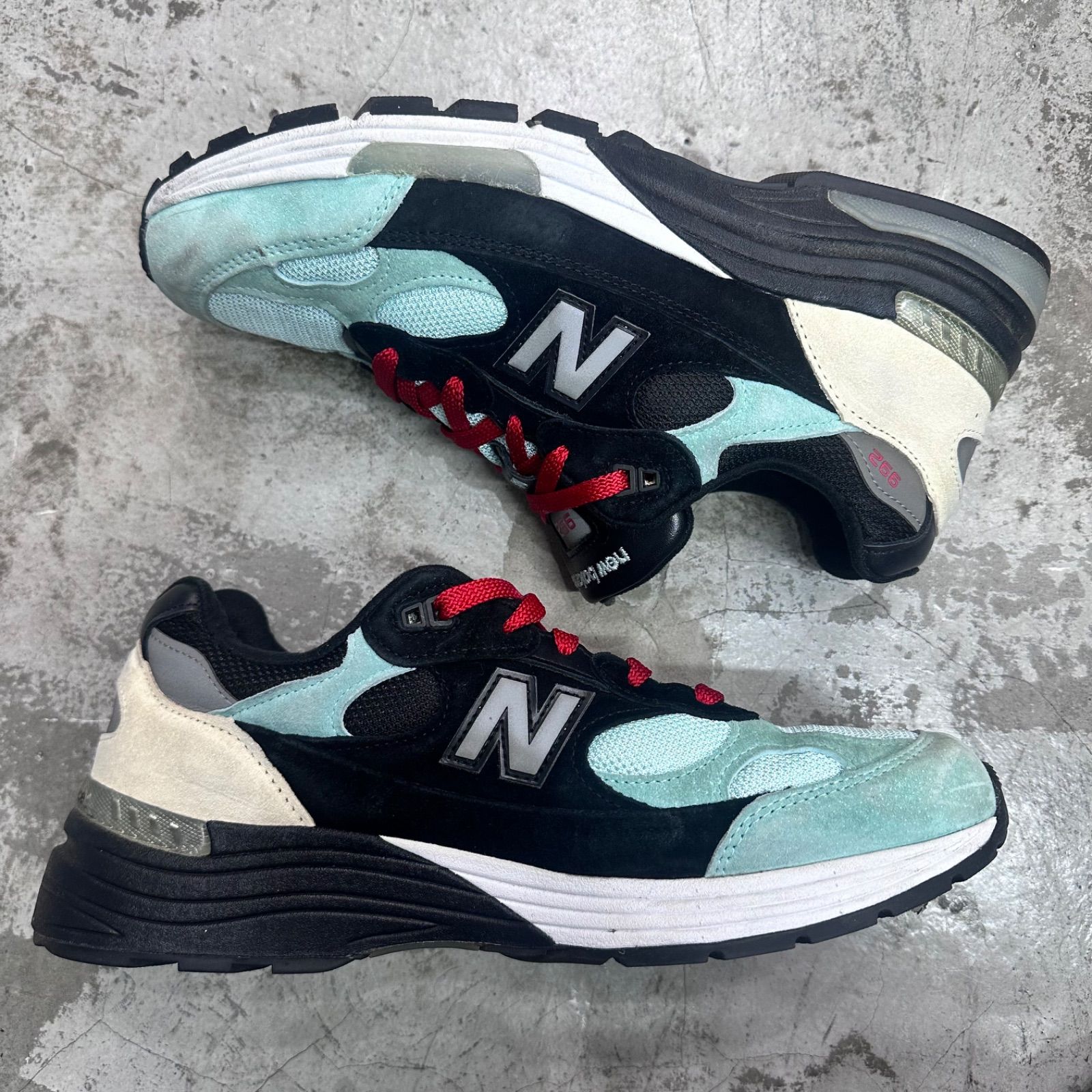 Amoeba Music Nice Kicks New Balance 992 Made in USA トリプルネーム
