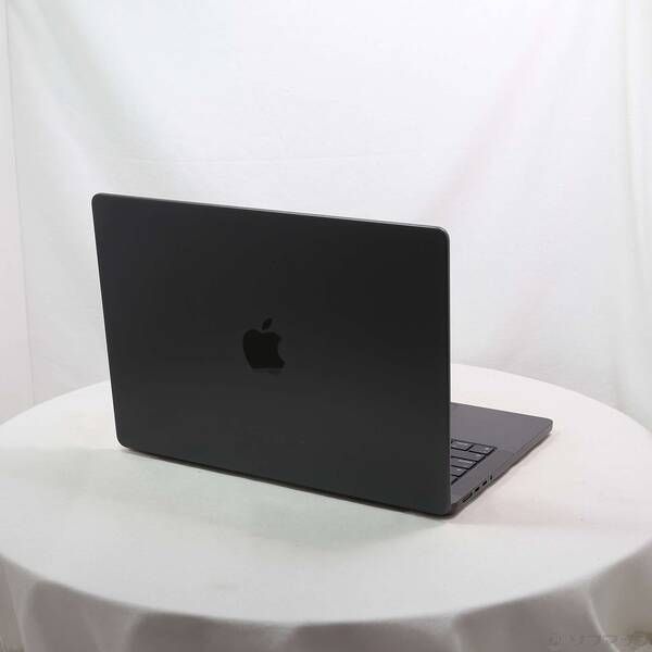 MacBook Pro 14インチ Apple M3 MRX33J/A