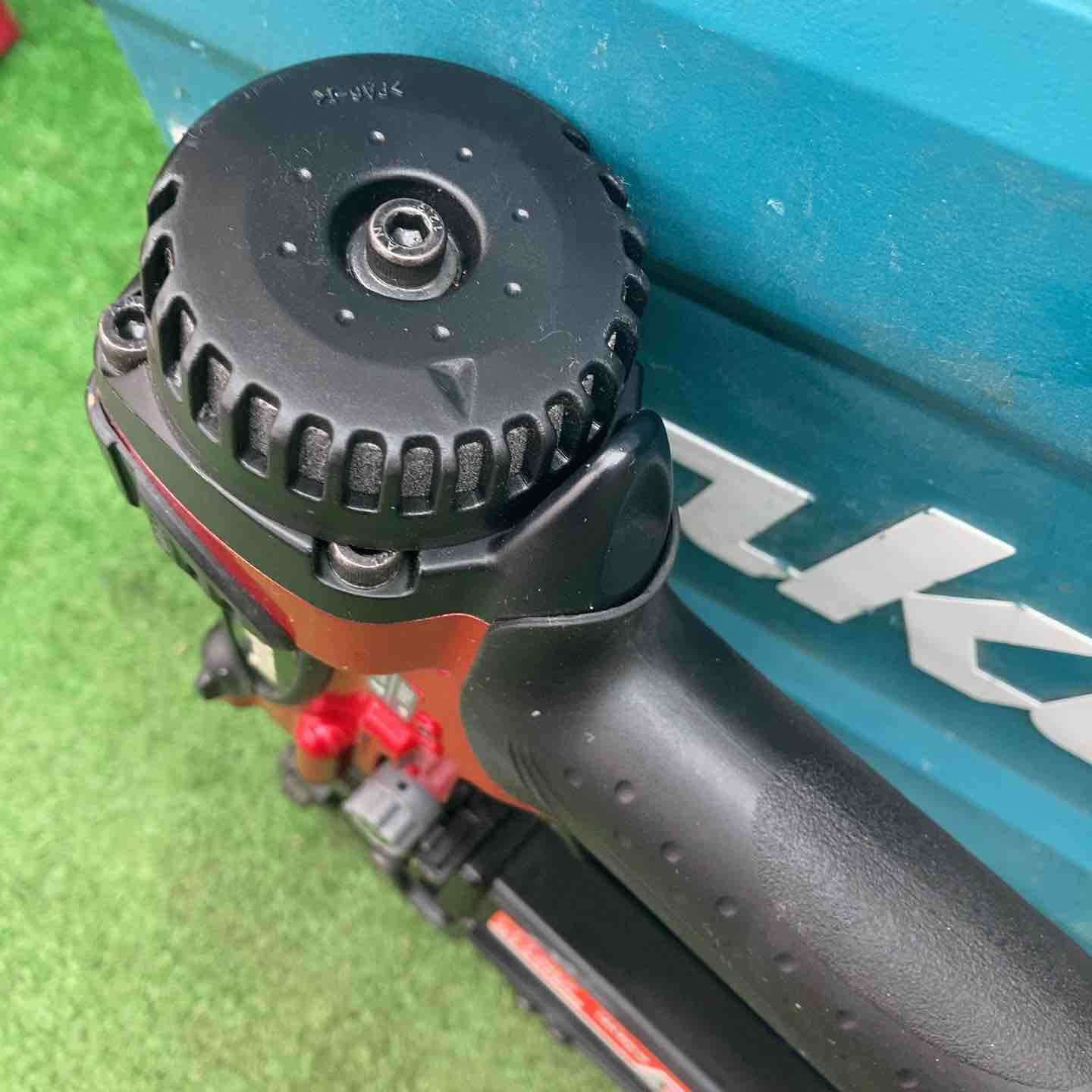 makita 高圧フロアタッカ