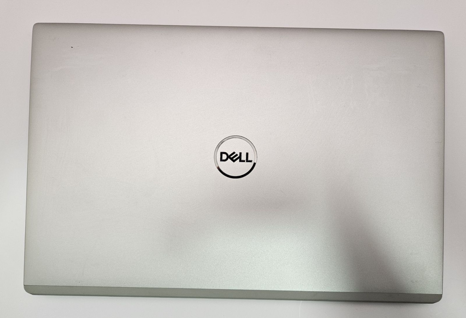 第10世代 Core i5 DELL Vostro 13 5300 i5-10210U 8/256（Win11