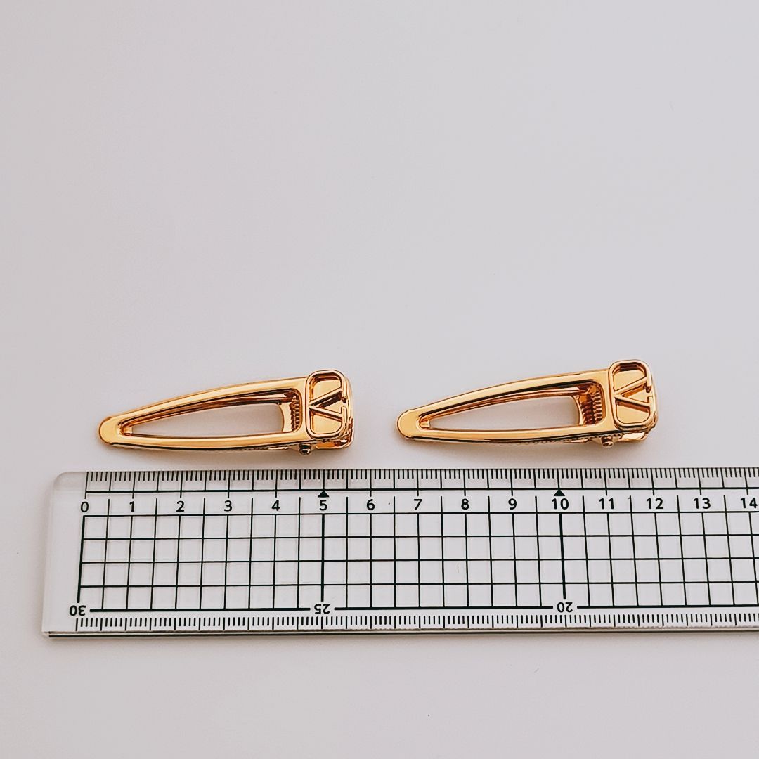 新品未使用・訳有】VALENTINO Vロゴ メタル ヘアクリップ 2個セット 髪