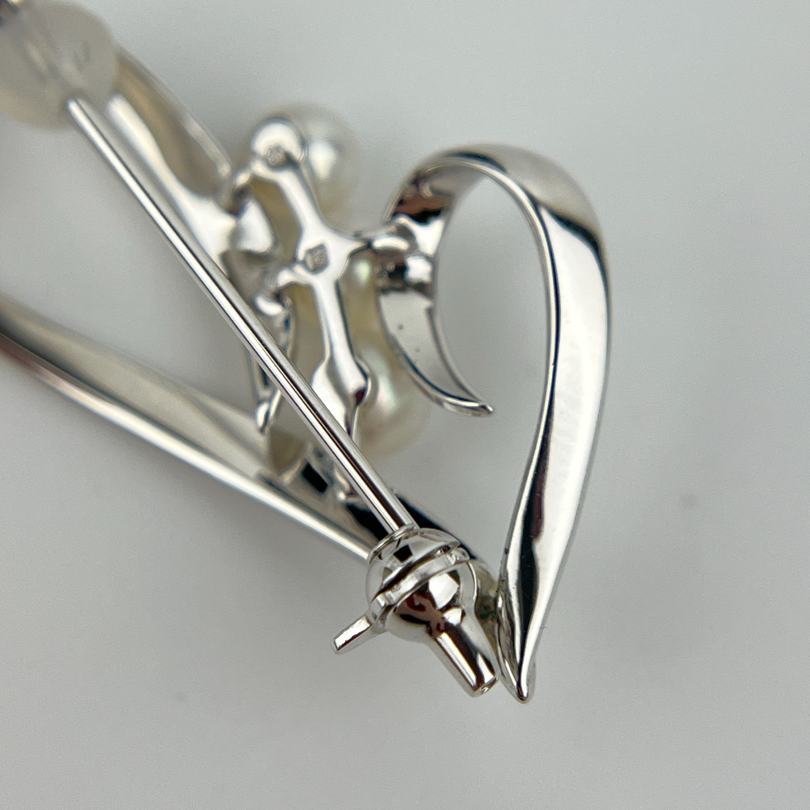 アクセサリー ブローチ