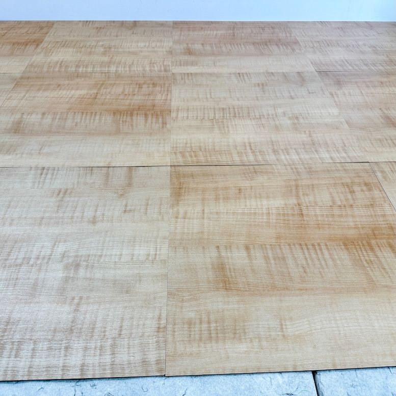 フロアタイル 複層ビニル床タイル