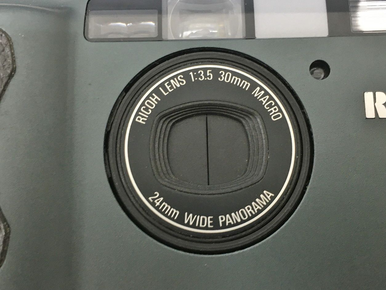 リコー RICOH コンパクトフィルムカメラ R1 電池式 30mm f:3.5 現状品