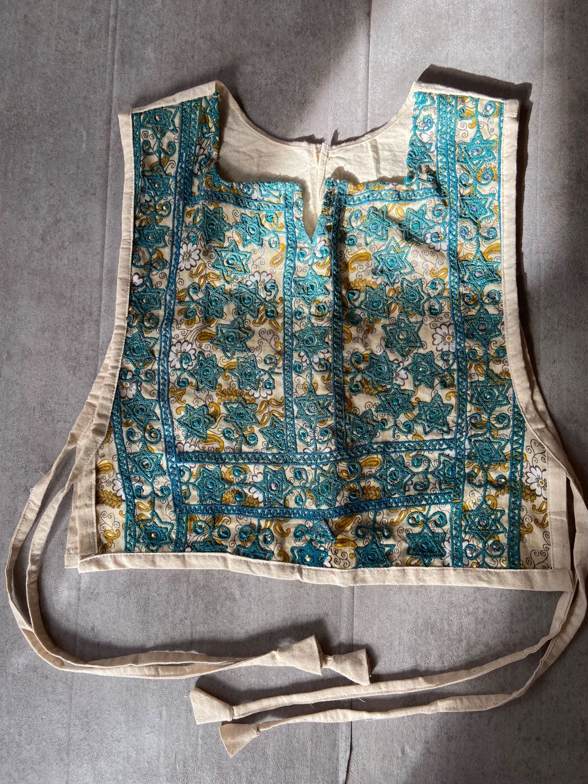 中国刺繍大判リボンEシノワズリインド刺繍リボン李朝漢服陳情令瓔珞