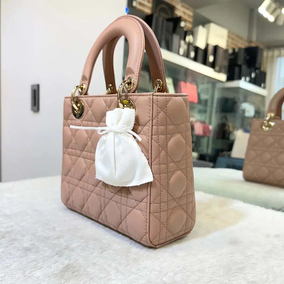 新品 Dior(ディオール) レディディオール スモール 赤面 M0538CAL ー 