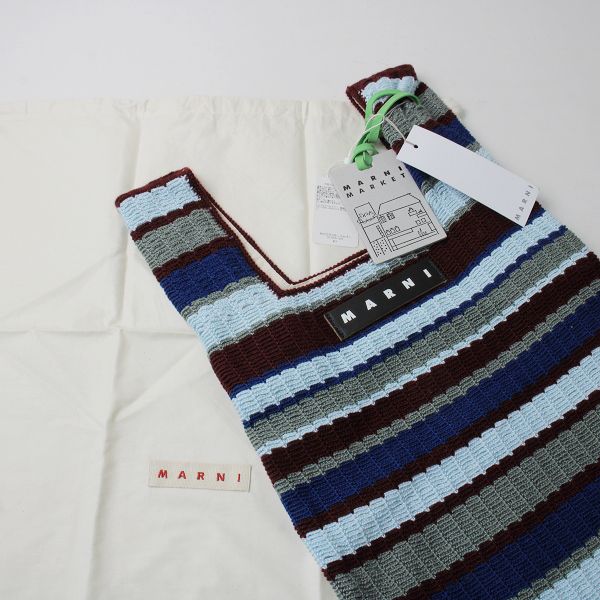新品 未使用 MARNI マルニ ボーダー配色 ニットトートバッグ 新品 未使用 MARNI マルニ ボーダー配色 ニットトートバッグ