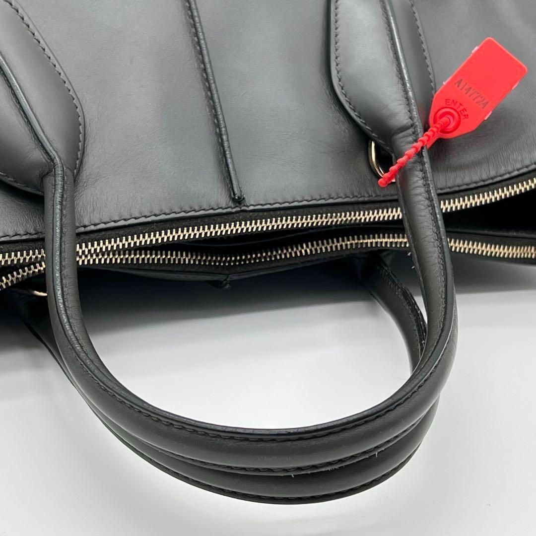 【良品】トッズ ハンドバッグ 2way ショルダーバッグ ヴィンテージ グレー 良品】トッズ ハンドバッグ 2way ショルダーバッグ ヴィンテージ