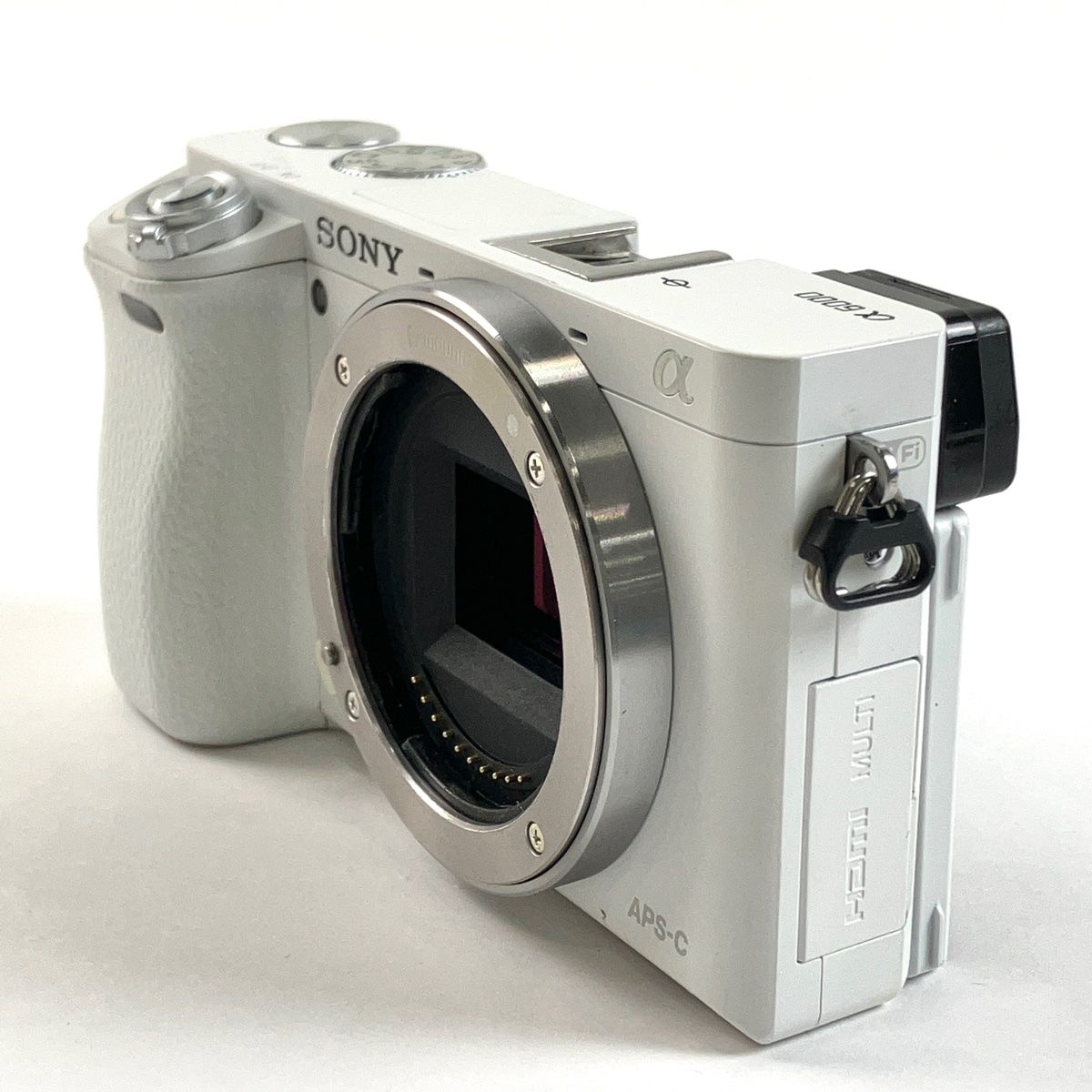 SONY  ソニー/ミラーレス一眼α6000/ILCE-6000 レンズキット/S013219516D/デジタル一眼/Bランク/06【中古】 SONY ソニー/ミラーレス一眼α6000/ILCE-6000 レンズキット