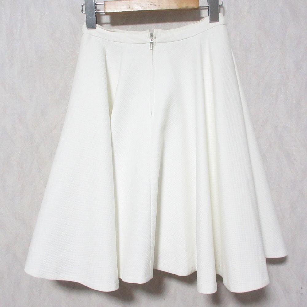 良品 FOXEY フォクシー フレアスカート 34042 サイズ38 ホワイト