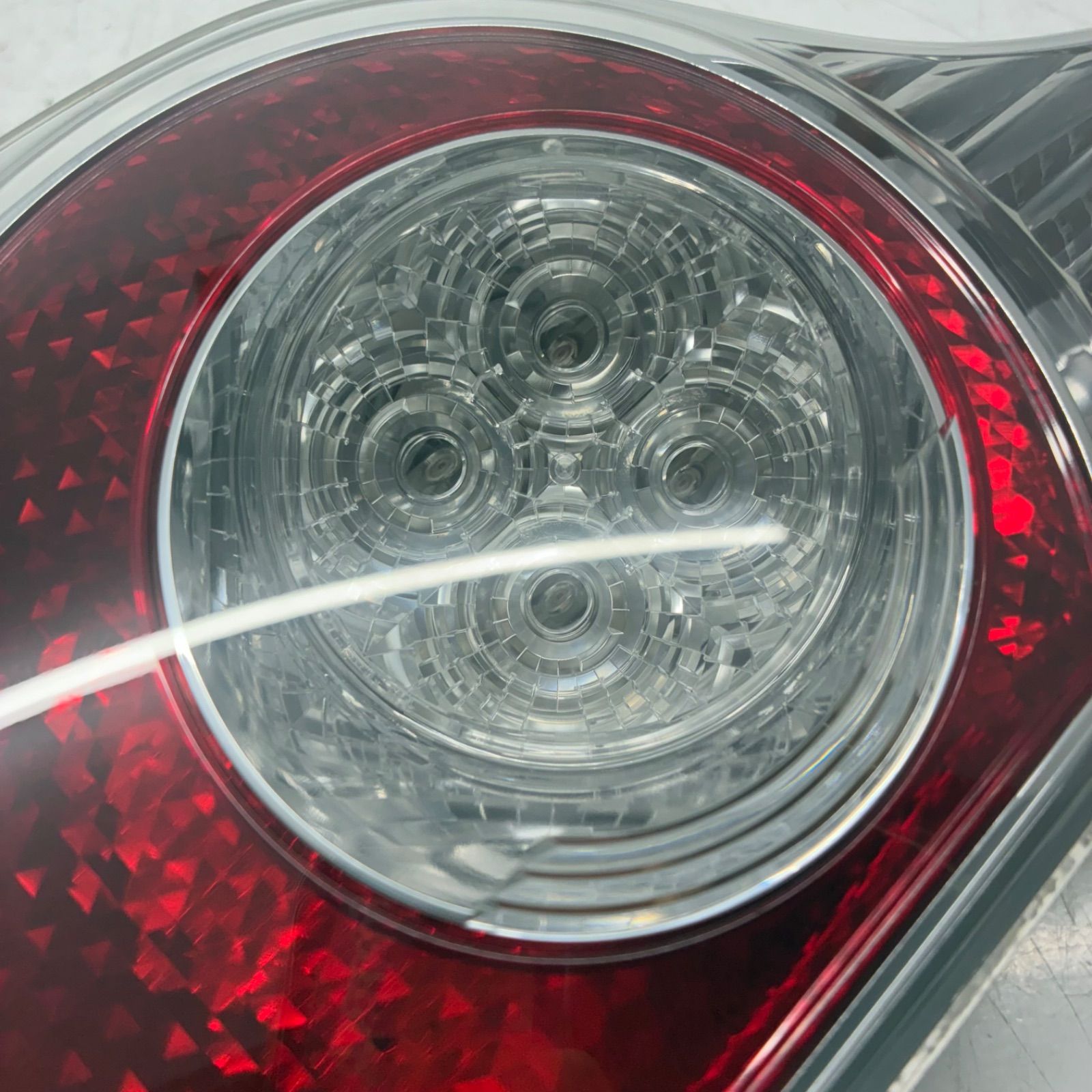 美品【コーティング済】トヨタ NHP10 アクア AQUA テールライト ランプ