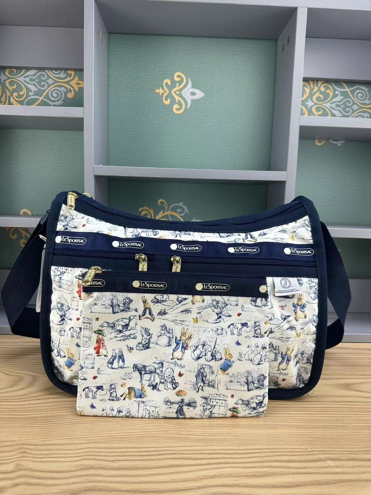 ホリデーフローラルピーター ホワイト LeSportsac 7520