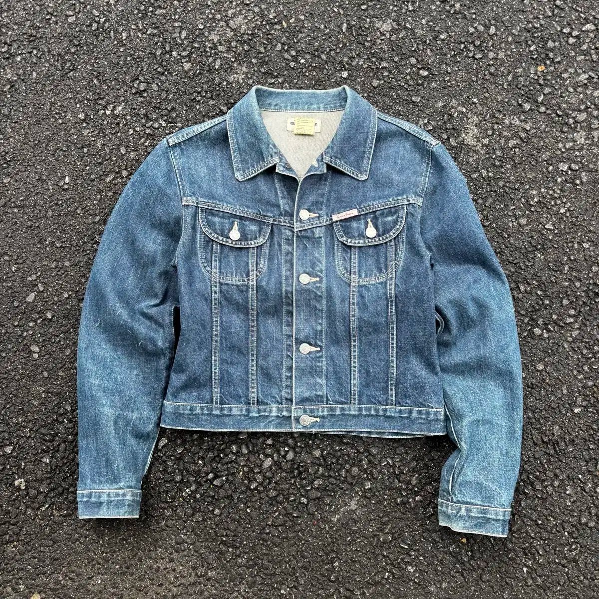 夏を彩るティファニーブルー🧚 街でもジムでも一瞬で映える、爽快