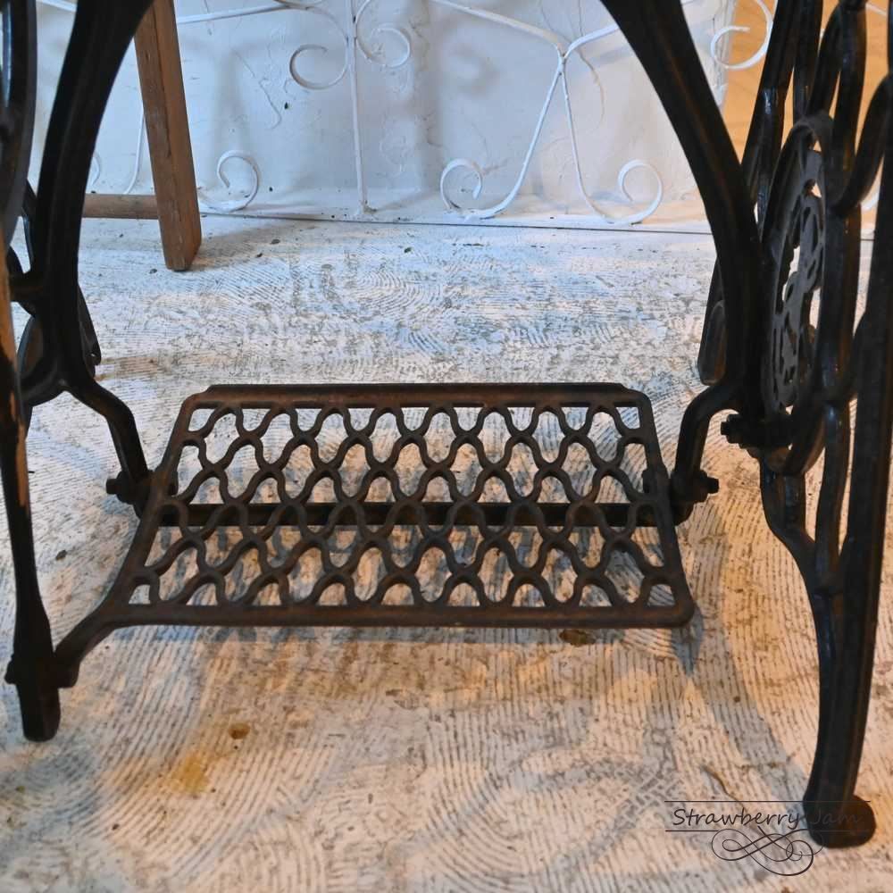 カフェテーブル イギリス