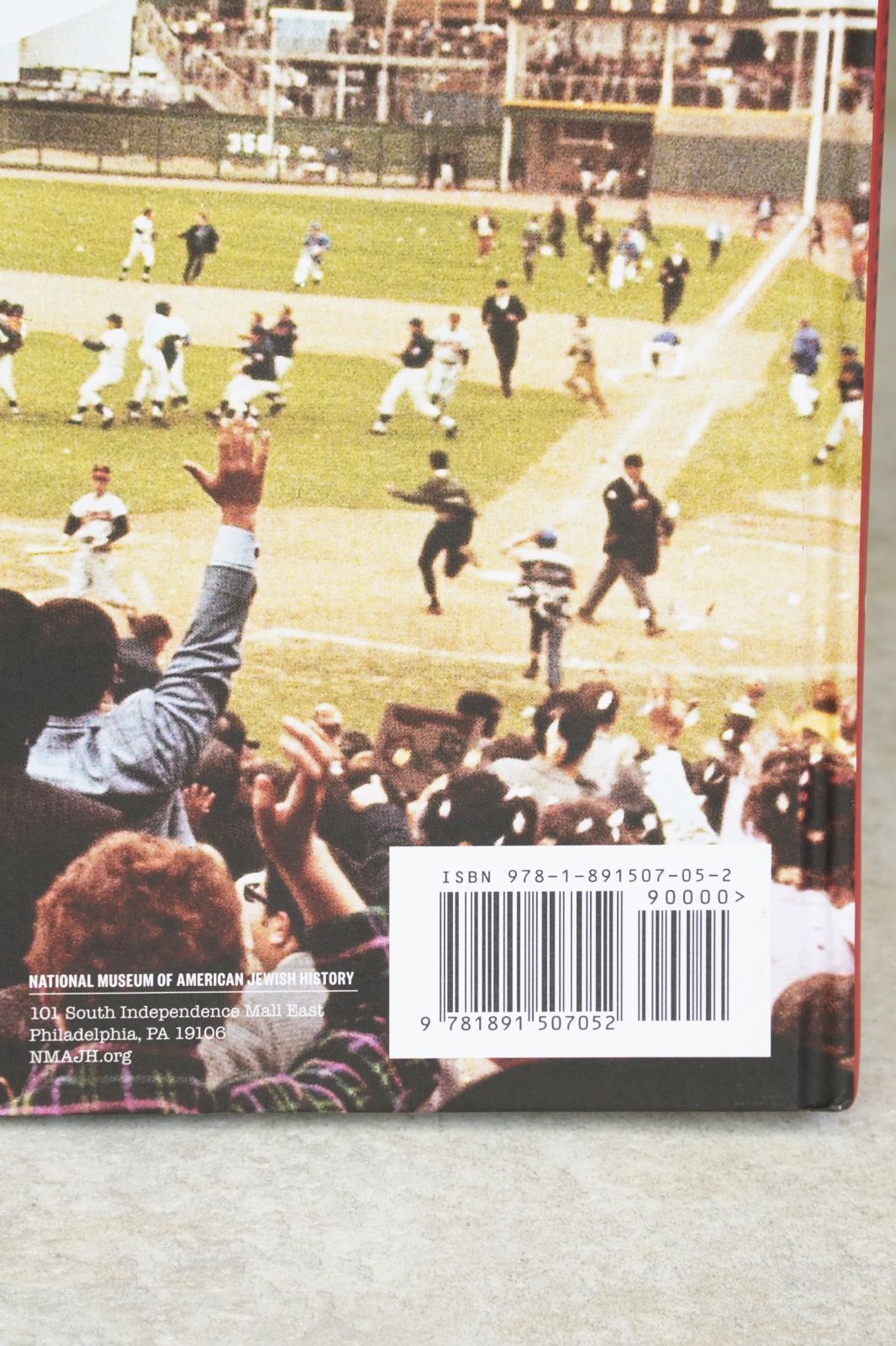洋書 大型写真集『Chasing Dreams: Baseball u0026 Becoming American』Josh Perelman編集 MLB イチロー／ジャッキー・ロビンソン収録 ハードカバー Baseball Dreams: Becoming コダクロームで撮った1950 Art Jewish