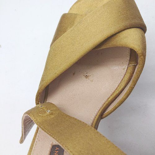 ◇ ⊂ PELLICO SUNNY ペリーコサニー チャンキーヒール サンダル