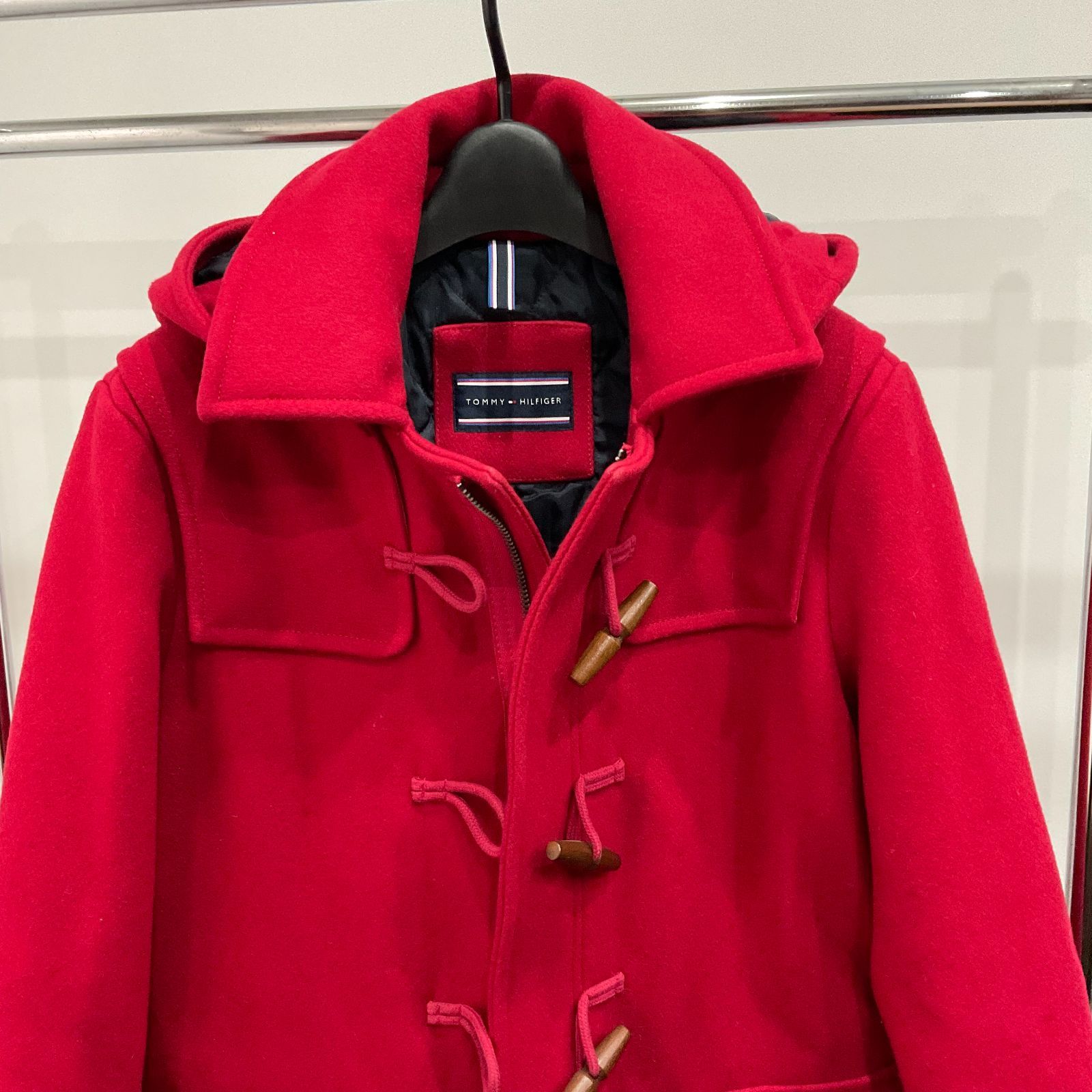 トミーヒルフィガー アウター コート 赤 B25081972