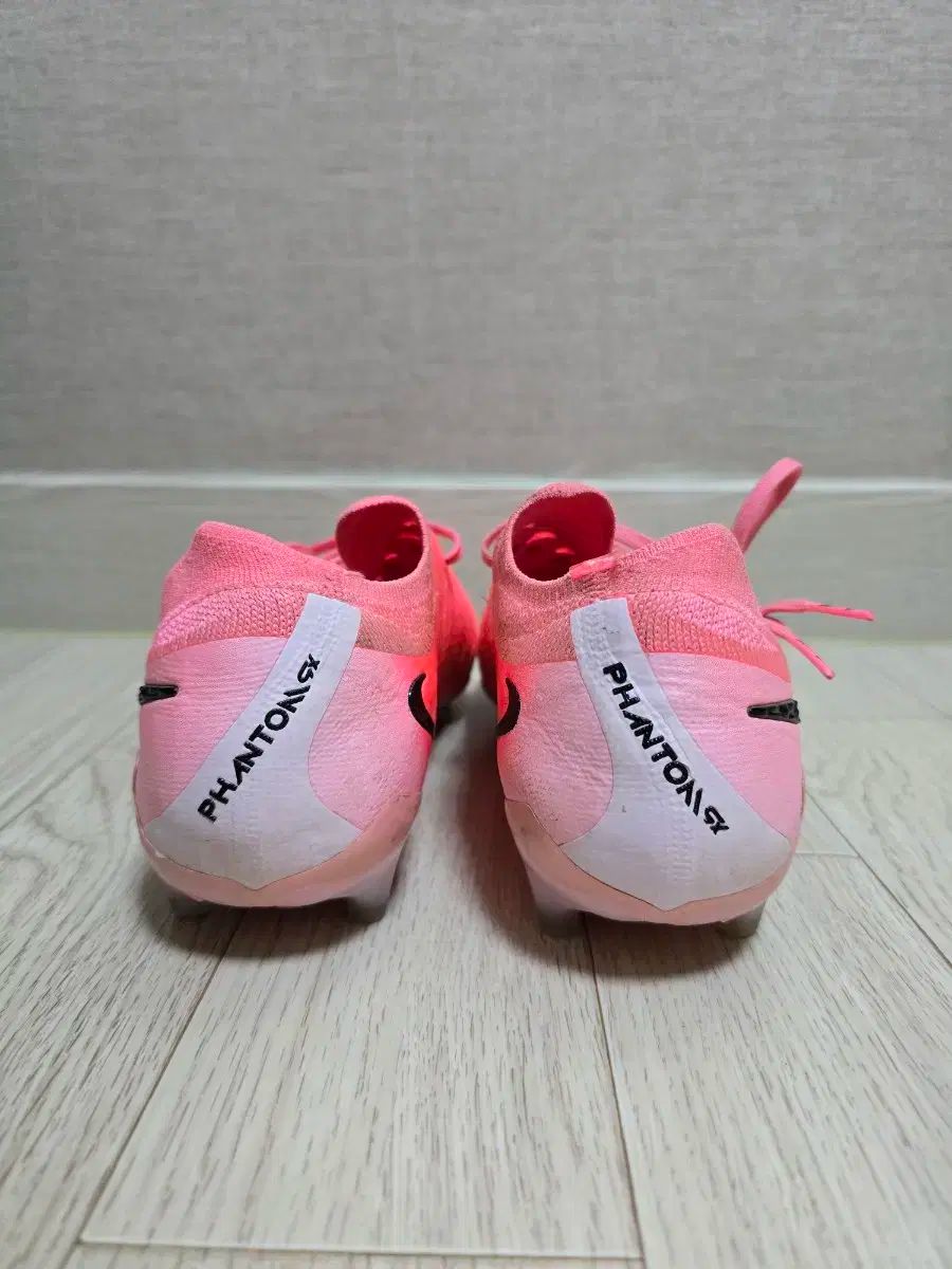 NIKE ファントム 26.5 NIKE公式】ナイキ ファントム 6 LOW エリート